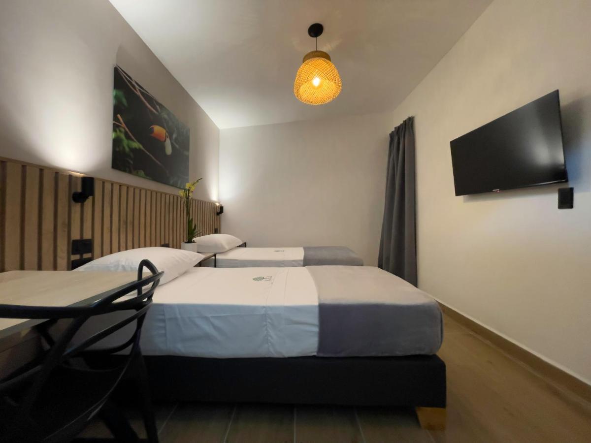Vita Hotel Boutique 메딜린 외부 사진