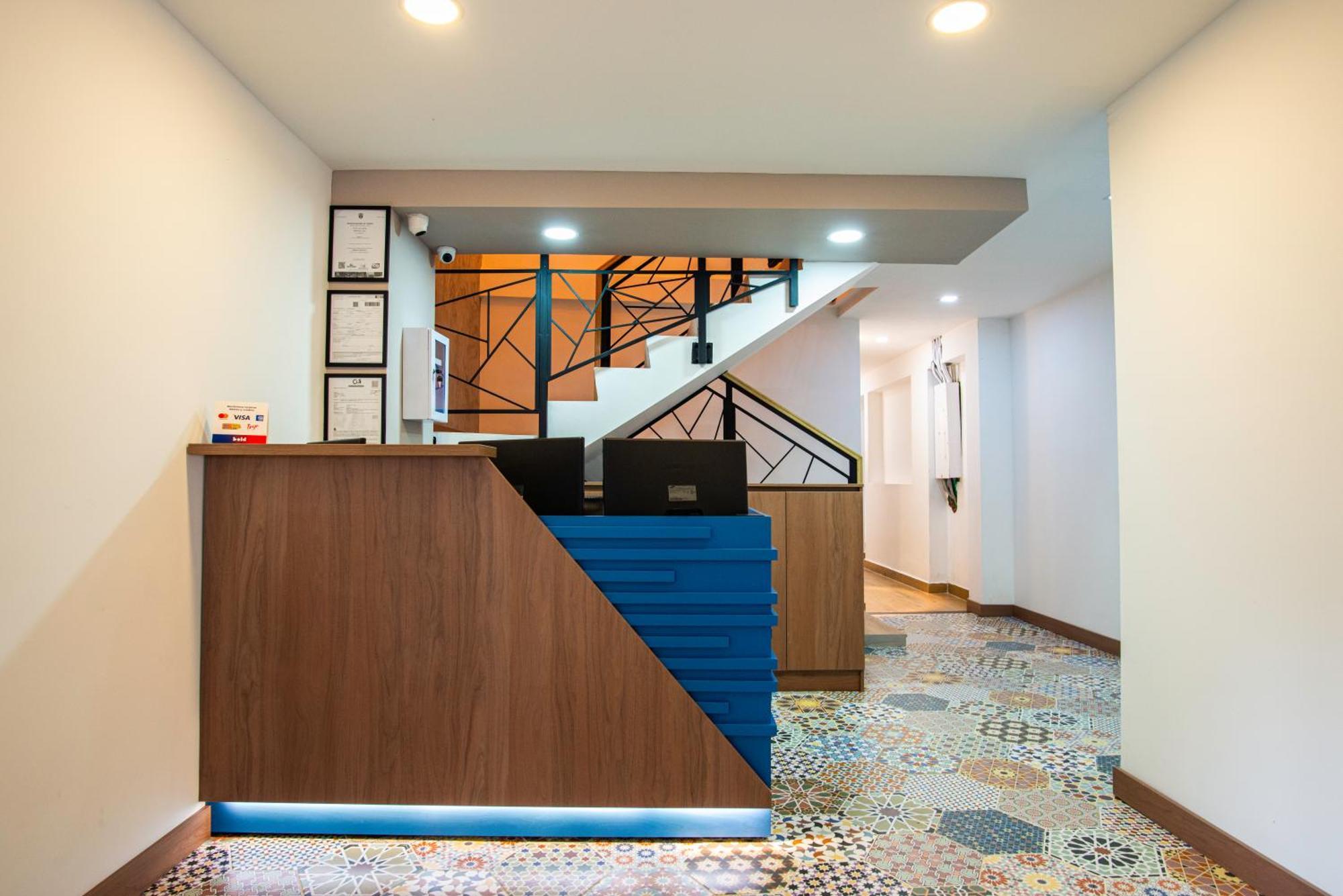Vita Hotel Boutique 메딜린 외부 사진